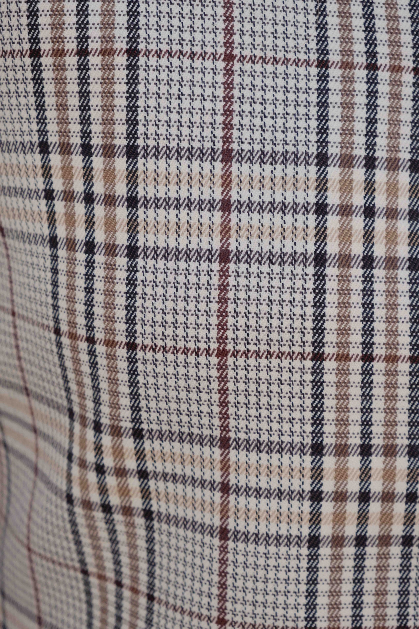 PANTALÓN PINZAS CUADROS