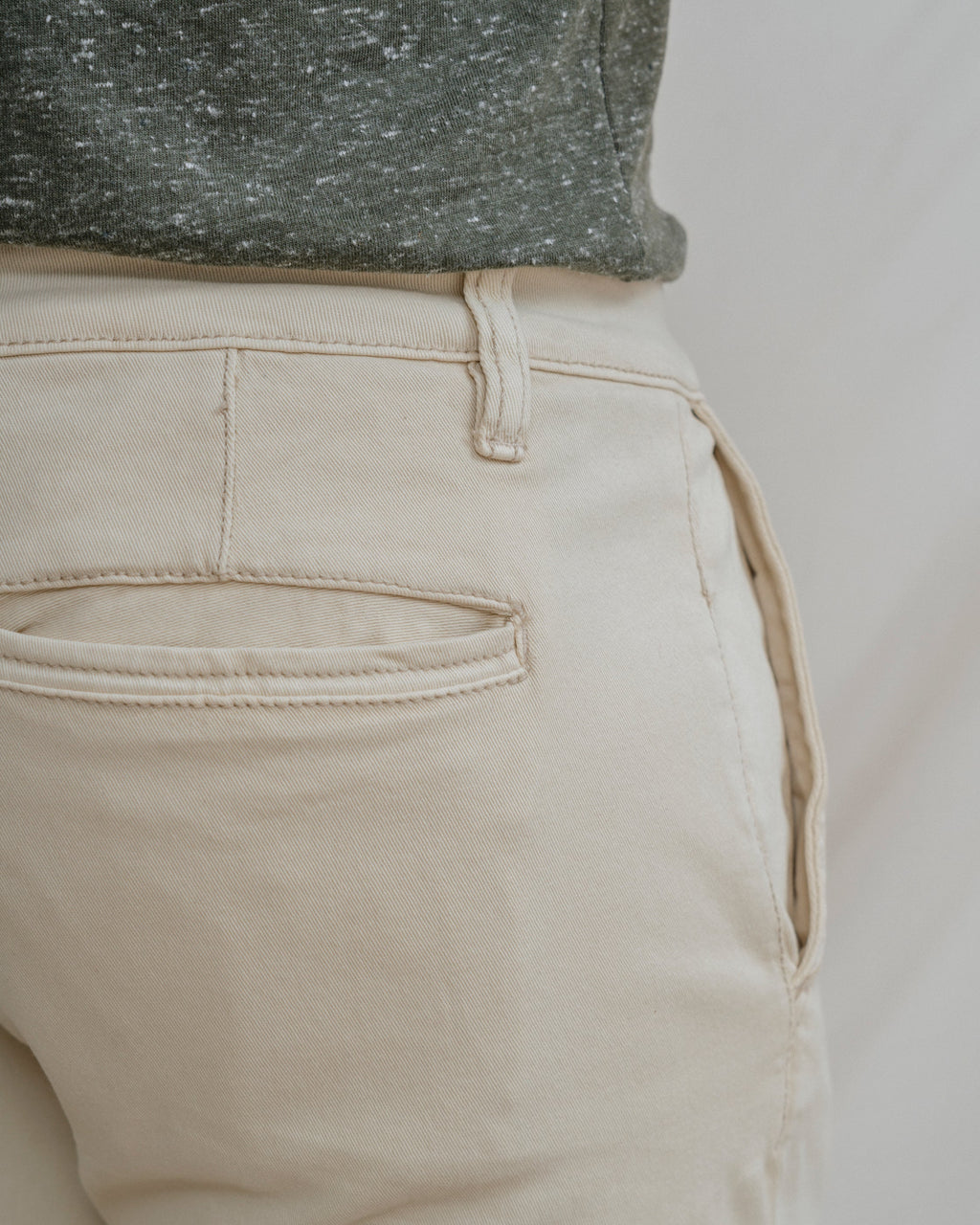 PANTALÓN CHINO SKINNY CROPPED BEIGE