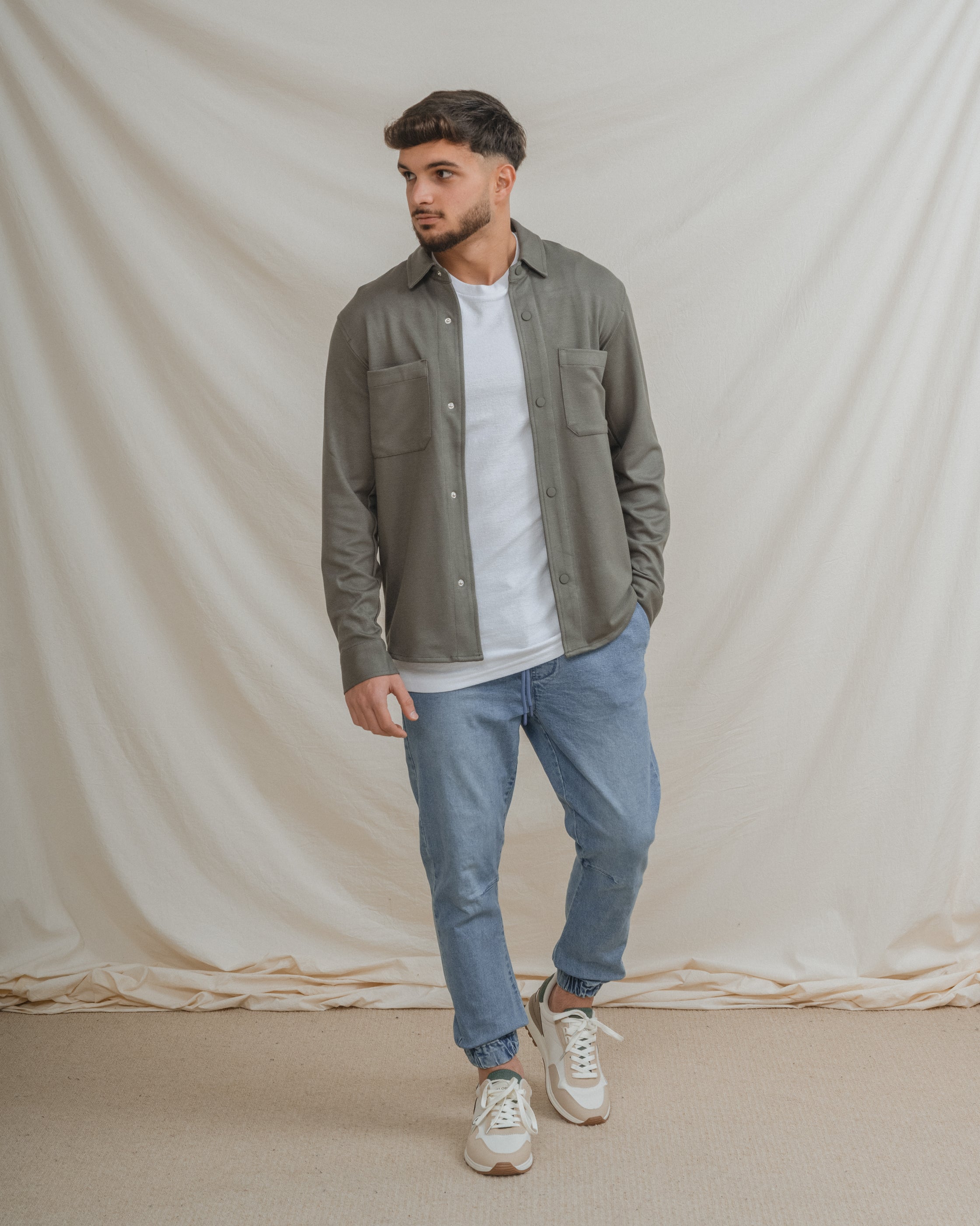 SOBRECAMISA PUNTO VERDE