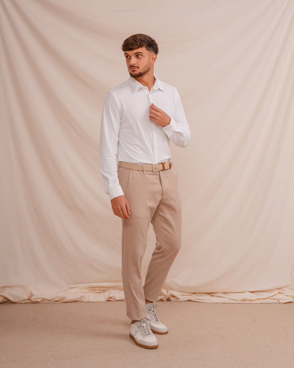 CAMISA ELÁSTICA BLANCA