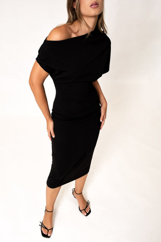 VESTIDO MIDI ASIMÉTRICO