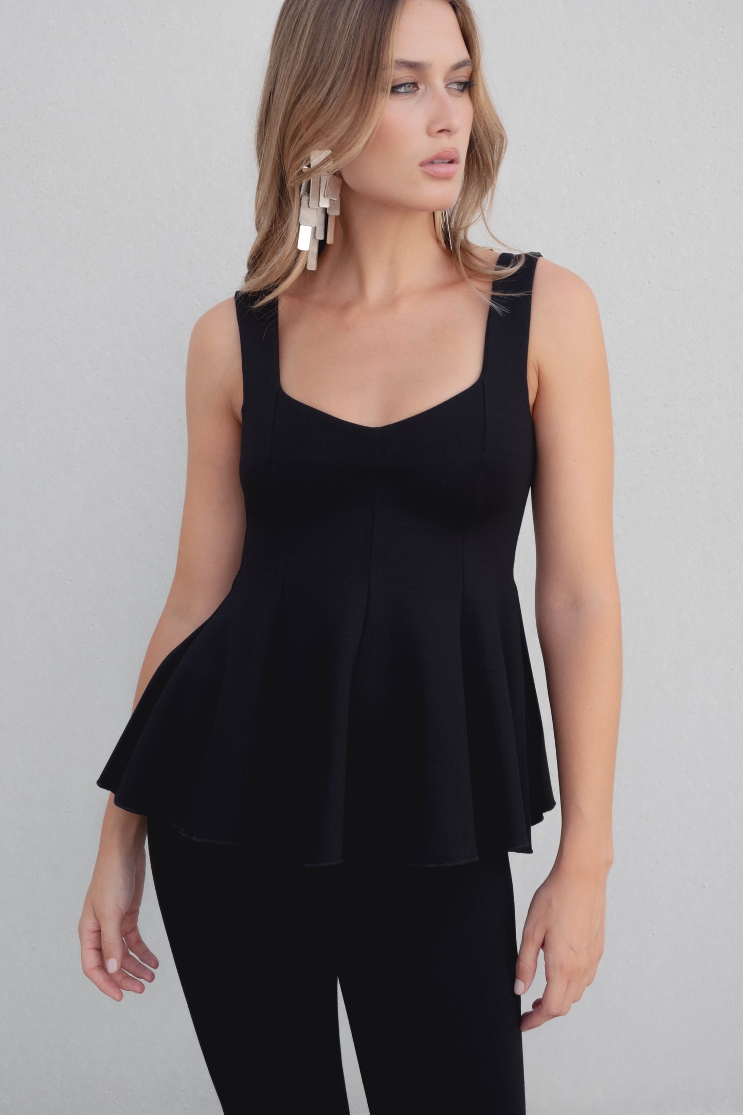 TOP PEPLUM PUNTO