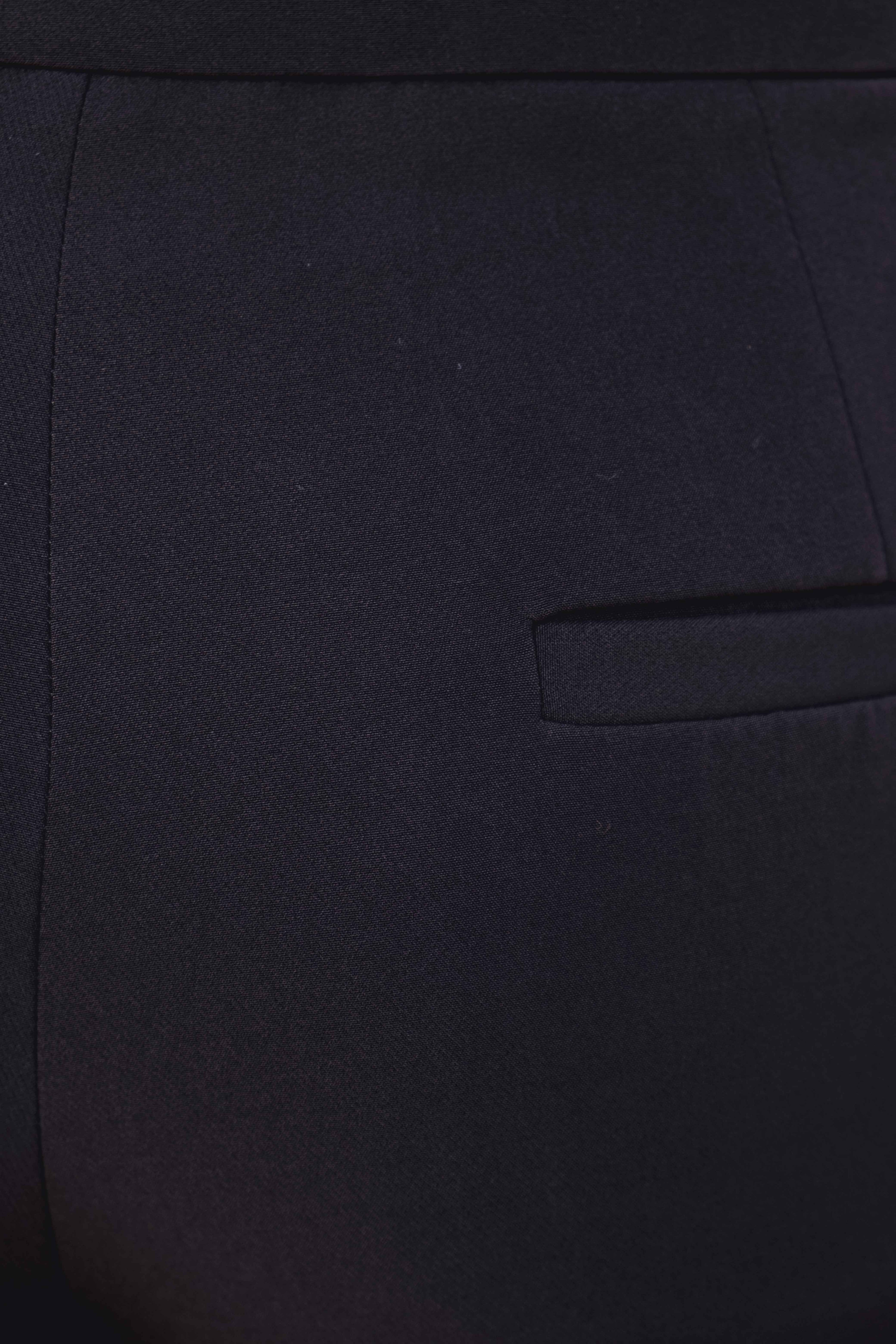 PANTALÓN BOTÓN PLATEADO