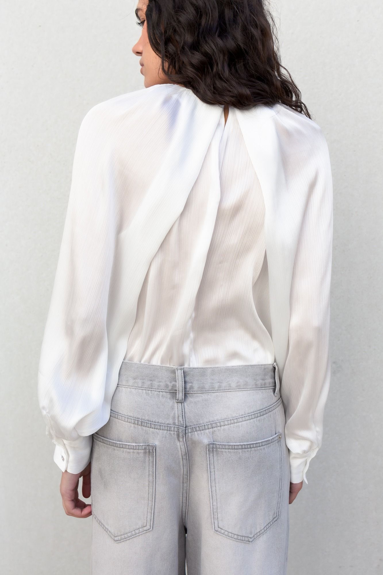 BLUSA SATINADA